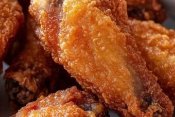 Flavorful Deep Fried Chicken Wings