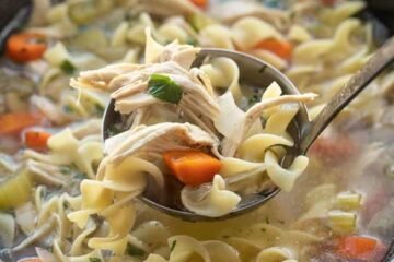 Slow Cooker Chicken Noodle Soup