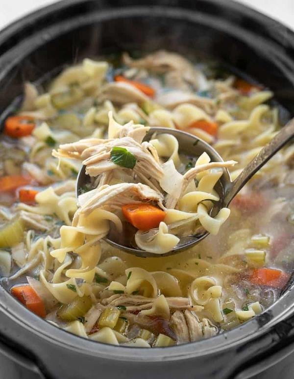 Slow Cooker Chicken Noodle Soup
