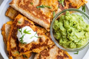 Easy chicken quesadilla
